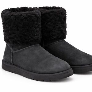 UGG Classic Short Shearling Boots Black Suede | Women’s US 9